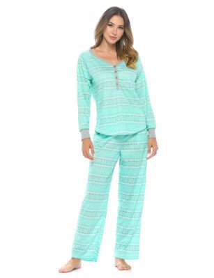 Casual Nights Women's Jersey Knit Long-Sleeve Pajama Set - Green - Please use this size chart to determine which size will fit you best, if your measurements fall between two sizes we recommend ordering a larger size as most people prefer their sleepwear a little looser. Medium: Measures US Size 4-6, Chests/Bust 34-35" Large: Measures US Size 8-10, Chests/Bust 36-37" X-Large: Measures US Size 12-14, Chests/Bust 38-40" XX-Large: Measures US Size 16-18, Chests/Bust 41-43" 3X-Large: Measures US Size 18-20, Chests/Bust 44-46" This PJs Set for ladies from the Casual Nights Loungewear and Sleepwear Collection Designed in Adorable and fun screen prints & patterns. Sleep shirt and pants is made from ultra-soft 55% Cotton 45% Polyester. It'll keep you cool and comfortable during the summer days yet stylish at the same time. Pajama top features long sleeve with v-neckline and 4 button closure. Pants has elasticized waist and drawstring bow tie closure for added comfort and easy pull on, approx 28" inseam. This Two-piece comfort sleepwear PJ set is perfect for sleeping or lounging around the House. Soft to touch feels great against skin, you will not want to get them off! Makes a thoughtful gift for girl pajama party, teen birthdays, Mother's Day, Christmas holiday and any other special occasions!