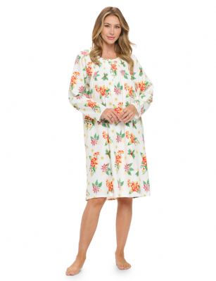 Casual Nights Women's Flannel Floral Long Sleeve Nightgown - Poinsettia Red - Please use our size chart to determine which size will fit you best, if your measurements fall between two sizes we recommend ordering a larger size as most people prefer their sleepwear a little looser. Medium: Measures US Size 68, Chests/Bust 35-36" Large: Measures US Size 8-10, Chests/Bust 37-38" X-Large: Measures US Size 12-14, Chests/Bust 39-40" XX-Large: Measures US Size 16, Chests/Bust 41-42" 3X-Large: Measures US Size 18, Chests/Bust 42-44" Hit the sack in total comfort with this Soft and lightweight Cotton Flannel Nightgown, Features Round neck, Approximately 38" from shoulder to hem, long sleeves, 6 button closure, detailed with lace and Stitching for an extra feminine touch. A comfortable fit perfect for sleeping or lounging around. 