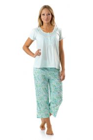 Casual Nights Women's Short Sleeve Floral Capri Pajama Set - Flower/Green