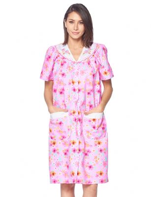 Casual Nights Women's Snap Front House Dress Short Sleeve Woven Duster Housecoat Lounger Sleep Gown - Floral Pink - This lightweight Cute and comfortable House coat with Snaps front closure Duster for ladies from the Casual Nights Loungewear and Sleepwear robes Collection, Thin and light house robe, in beautiful feminine floral print pattern designs. this easy to wear bathrobe is made of 55% Cotton, 45% Poly woven fabric, perfect for spring, summer and all year round! The sleep dresscoat Features: short sleeves gown with full Snaps front closure for easy wearing and easy slipping on/off, flattering V-neck front white yoke with Embroidered flowers, 2 roomy front patch hand pockets, knee length approx. 40 Shoulder to hem. This lounge wear muumuu dress has a relaxed comfortable fit and comes in regular and plus sizes S, M, L, XL, 2X, 3X, 4X. All year winter and summer versatile multi uses, throw over your clothes as house robe while cleaning, washing and cooking, wear around the house as relaxed home day waltz dress, a nightgown to sleep in the spring and hot summer nights as a sleepshirt dress, Our sleep robe gowns is perfect to use for maternity, labor/delivery, hospital gown. Makes a perfect Mothers Day gift for your loved ones, mom, older women or elderly grandmother. Even beautiful enough for outside shopping and walking, comfortable enough for everyday use around the house. Please use our size chart to determine which size will fit you best, if your measurements fall between two sizes, we recommend ordering a larger size as most people prefer their sleepwear a little looser. Small: Measures US Size 4-6, Chests/Bust 34"-35" Medium: Measures US Size 8-10, Chests/Bust 36"-37" Large: Measures US Size 1214, Chests/Bust 38"-40" X-Large: Measures US Size 16-18, Chests/Bust 41"-43" XX-Large: Measures US Size 18W-20W, Chests/Bust 46-48" 3X-Large: Measures US Size 22W-24W, Chests/Bust 50-52" 4X-Large: Measures US Size 26-28, Chests/Bust 54-56" 