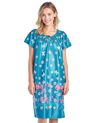 Casual Nights Women's Round Neck Mu-Mu Housecoat Lounger - Green - You'll love slipping into this Slip over Muumuu Caftan Dress From our Lounge Dresses & MuuMuus collection, designed in Floral silky satin fabric with a relaxed Fit. This Duster Features Short Sleeves, Smocked Detail, and Tie neck closure. This Ultra-Lightweight fabric House Dress will keep you comfortable and stylish to wear it around the house or to sleep in. 