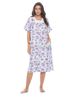 Casual Nights Women's Snap - Front House Dress Short Sleeve Woven Housecoat Duster Lounger Robe with Pockets - Purple Butterfly - Get Comfy Around the House with Casual Nights Cotton Duster Robes When youre ready to get out of the days clothes and slip into something more cozy, Casual Nights has the perfect womens robes for every occasion.  Thanks to a snap-front closure thats easy to open, slipping your housecoat on and off is easy. Its great for elderly folks with arthritic hands, people with limited dexterity and anyone who hates fumbling with traditional buttons (dont we all?!).  Looking for a plus size robe that fits as good as it looks? We offer sizes from S all the way to 4X in a range of adorable prints. Mid Calf Length Measures 44"-45"" Inches from shoulder to hemOur moo moos for women come in gorgeous designs  from delicate floral patterns to classic Florals and stripes  all in bright, sunny shades. With so many colors and patterns to choose from, why pick just one? Grab a blue duster for mom, a purple for grandma, pink for those hard-to-please teenage girls, and one (or three) for yourself!  Washing is a breeze too. Simply machine wash on cold, tumble dry on low and iron as needed.  Since our cotton duster robes are made from a durable cotton/poly knit, youll never have to worry about shrinking  even after repeat washes! Casual Nights Dusters Make the Best: ✓ Mumu Dresses for Women ✓ Button down pajamas ✓ Button up nightgowns ✓ Hospital gowns for women (post-surgery or for rehab) ✓ Housecoats for cleaning ✓ Nightwear for sleeping ✓ Spring/summer bathrobe ✓ and so much more! With so many great ways to wear, what will you use your snap duster for? Please use our size chart to determine which size will fit you best, if your measurements fall between two sizes, we recommend ordering a larger size as most people prefer their sleepwear a little looser. Small: Measures US Size 4-6, Chests/Bust 34"-35" Medium: Measures US Size 8-10, Chests/Bust 36"-37" Large: Measures US Size 1214, Chests/Bust 38"-40" X-Large: Measures US Size 16-18, Chests/Bust 41"-43" XX-Large: Measures US Size 18W-20W, Chests/Bust 46-48" 3X-Large: Measures US Size 22W-24W, Chests/Bust 50-52" 4X-Large: Measures US Size 26-28, Chests/Bust 54-56" 