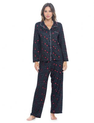 Casual Nights Women's Rayon Printed Long Sleeve Soft Pajama Set - Black I Love Bed - Soft and lightweight Rayon Knit Pajamas in a fun prints and patterns, coziest pajamas you'll ever own. Features Button down closure with notch collar, matching easy pull on pajama pants with elastic waistband for added comfort, These pj's offer comfortable straight fit perfect for sleeping or curling up on the couch to watch a movie.Please use our size chart to determine which size will fit you best, if your measurements fall between two sizes we recommend ordering a larger size as most people prefer their sleepwear a little looser.Medium: Measures US Size 8-10, Chests/Bust 3''-38" Large: Measures US Size 12-14, Chests/Bust 38.5"-40"X-Large: Measures US Size 16-18, Chests/Bust 41.5"-42XX-Large: Measures US Size 18-20, Chests/Bust 43"-45" 