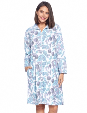 Casual Nights Women's Printed  Zipper Front Micro Fleece Robe Duster - Blue/White Paisley - This lightweight Cute and comfortable House coat with easy zipper front closure Duster for ladies from the Casual Nights Loungewear and Sleepwear robes Collection, Thin fleece and light house robe, in beautiful feminine floral and paisley print pattern designs. this easy to wear bathrobe is made of 100% Poly Micro Fleece fabric, perfect for change of season, and cold winter nights! The sleep dresscoat Features: Long sleeves with full zip front closure for easy wearing and easy slipping on/off, cozy zip up neck, 2 roomy side hand pockets, knee length approx. 40 Shoulder to hem. This lounge wear muumuu dress has a relaxed comfortable fit and comes in regular and plus sizes M, L, XL, 2X, 3X. All year winter and summer versatile multi uses, throw over your clothes as house robe while cleaning, washing and cooking, wear around the house as relaxed home day waltz dress, a nightgown to sleep in the winter and cold nights as a sleepshirt dress, Our sleep robe gowns is perfect to use for maternity, labor/delivery, hospital gown. Makes a perfect Mothers Day gift for your special loved ones, mom, older women or elderly grandmother. Even beautiful and comfortable enough for everyday use around the house. Please use our size chart to determine which size will fit you best, if your measurements fall between two sizes, we recommend ordering a larger size as most people prefer their sleepwear a little looser.