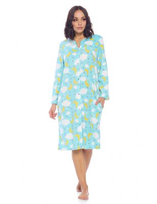 Casual Nights Women's Printed Fleece Snap-Front Lounger House Dress - #7 Agua Moonlight Sparkle - Please use this size chart to determine which size will fit you best, if your measurements fall between two sizes we recommend ordering a larger size as most people prefer their sleepwear a little looser. Medium: Measures US Size 68, Chests/Bust 35-36" Large: Measures US Size 10-12, Chests/Bust 37-38" X-Large: Measures US Size 12-14, Chests/Bust 38.5-41" XX-Large: Measures US Size 16-18, Chests/Bust 41.5-44" XXX-Large: Measures US Size 18-20, Chests/Bust 44.5-46"This Long Sleeve Housecoat Duster from Casual Nights Lounge and Sleepwear Collection, designed in pretty prints 7 patterns. Features: 100% Polyester cozy Fleece constructions, V-neckline, Piping trim, 2 handy pockets, the perfect knee approx. 41 length, easy snap front closure sets this muumuu lounger apart from the rest, youll love slipping it on and feel comfortable to wear around the house as day dress or to sleep in.