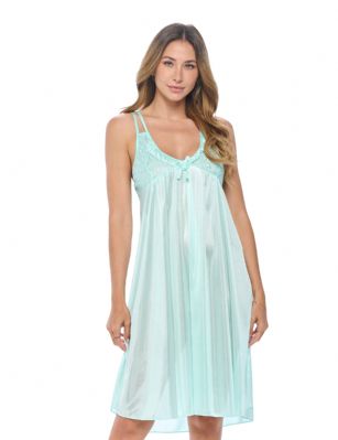 Casual Nights Women's Satin Lace Camisole Nightgown - Green - You'll love slipping into this Camisole Nightgown designed in silky satin fabric with a Sexy pattern, Features Adjustable spaghetti Straps, lace and Flattering bow accent that lend a feminine flair. A Lightweight, flowing fabric that keeps your sleepwear comfortable and stylish. 